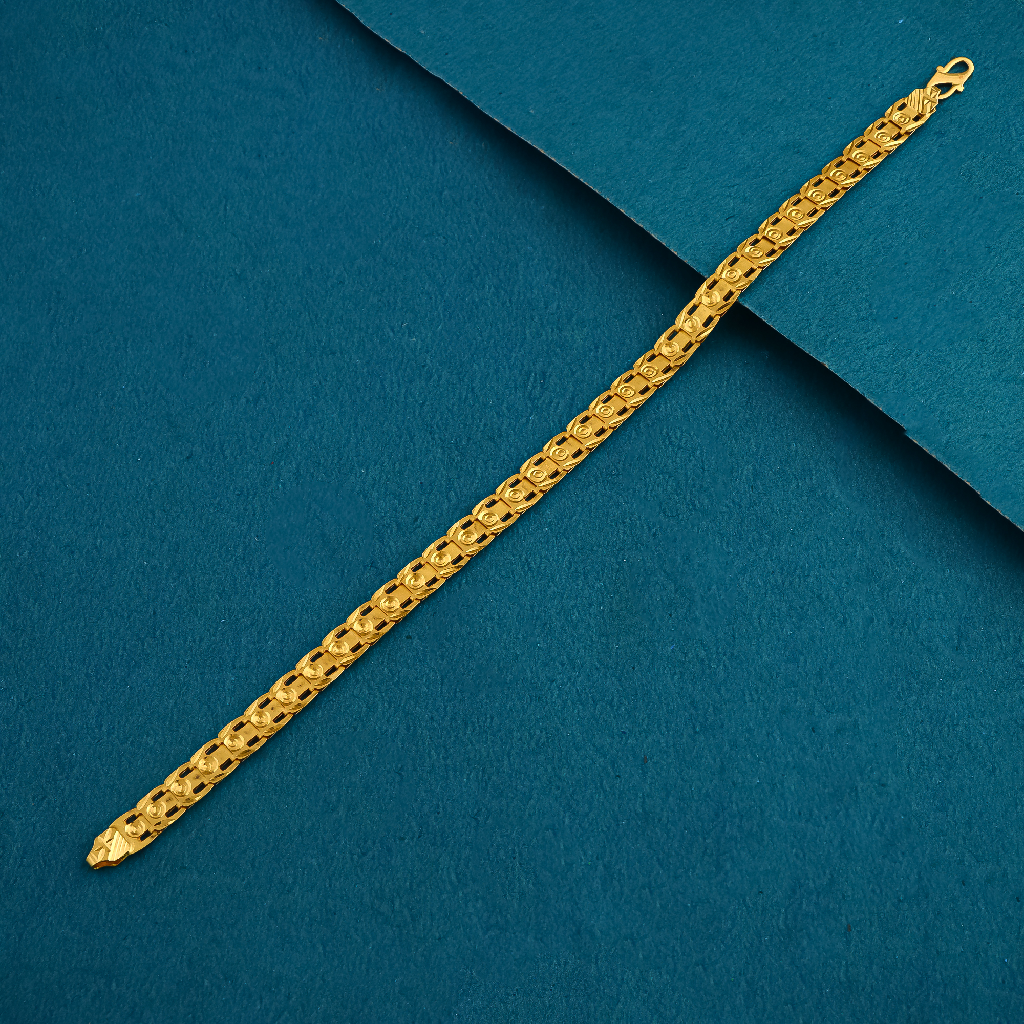 22k gold fancy plain casting lucky