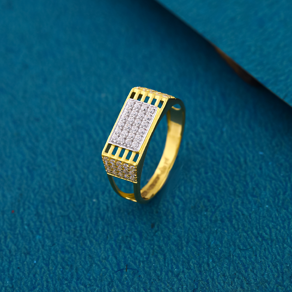 22K 916 Cutting Work Fancy Diamond Gold Ring For Mens