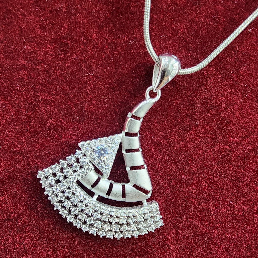 925 Sterling Silver Premium Occasionally Wearing Fancy Necklace
