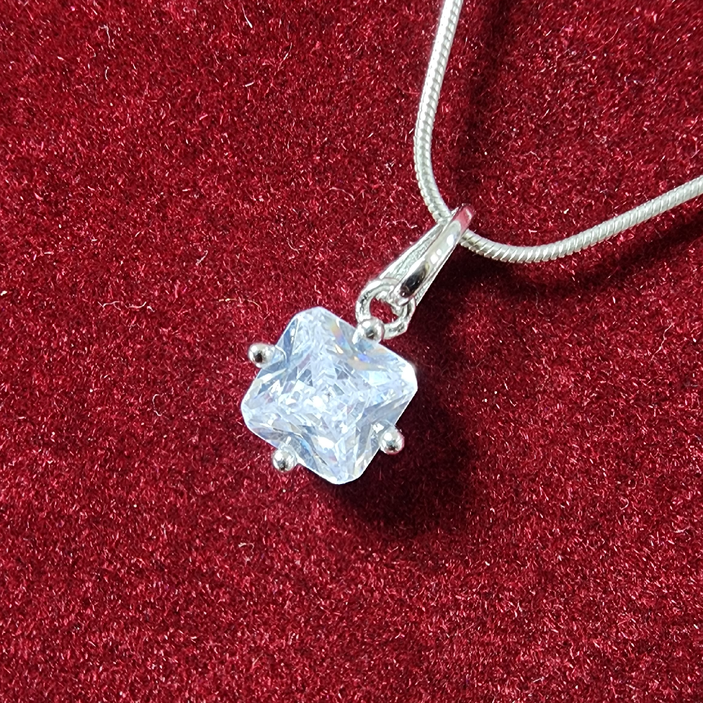 925 Sterling Silver Chain Pendant Set