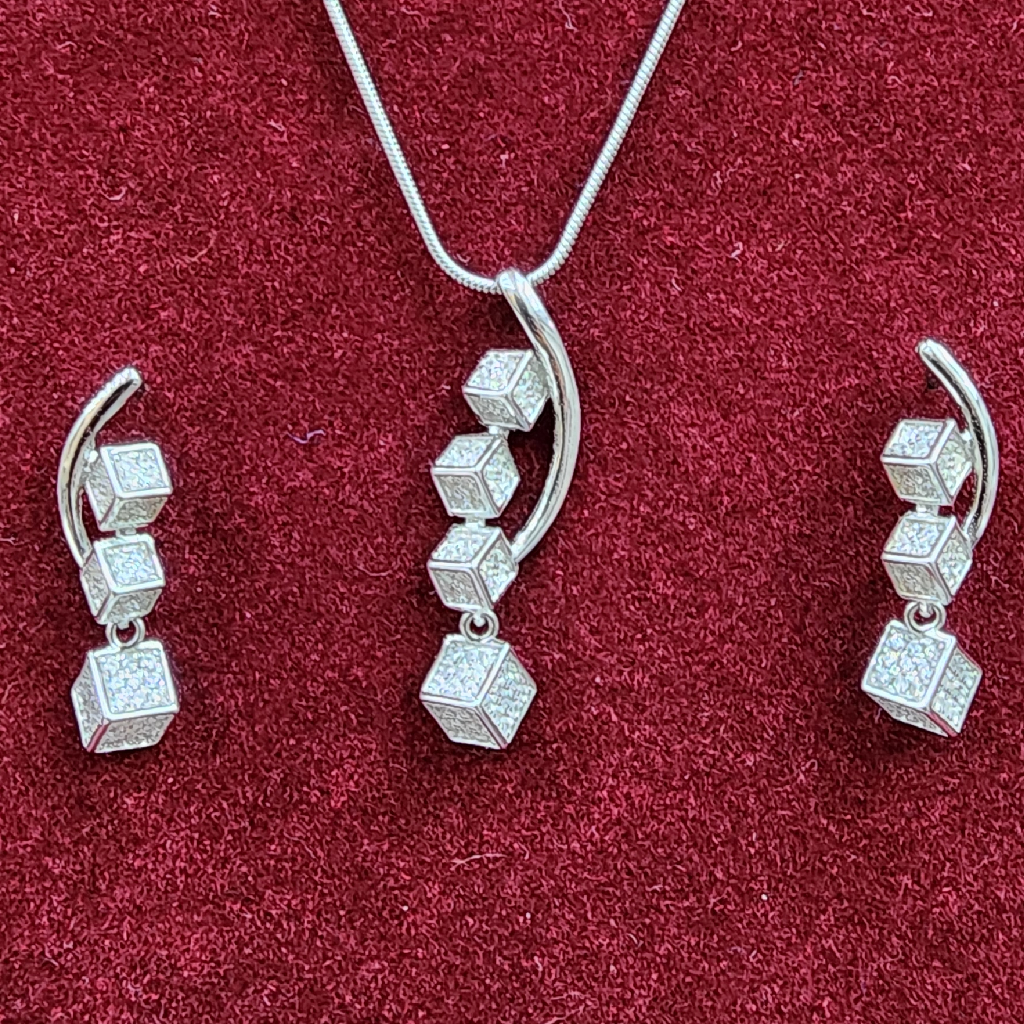 925 Sterling Silver Chain Pendant Set - Image 2