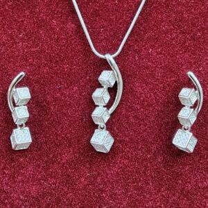 925 Sterling Silver Chain Pendant Set