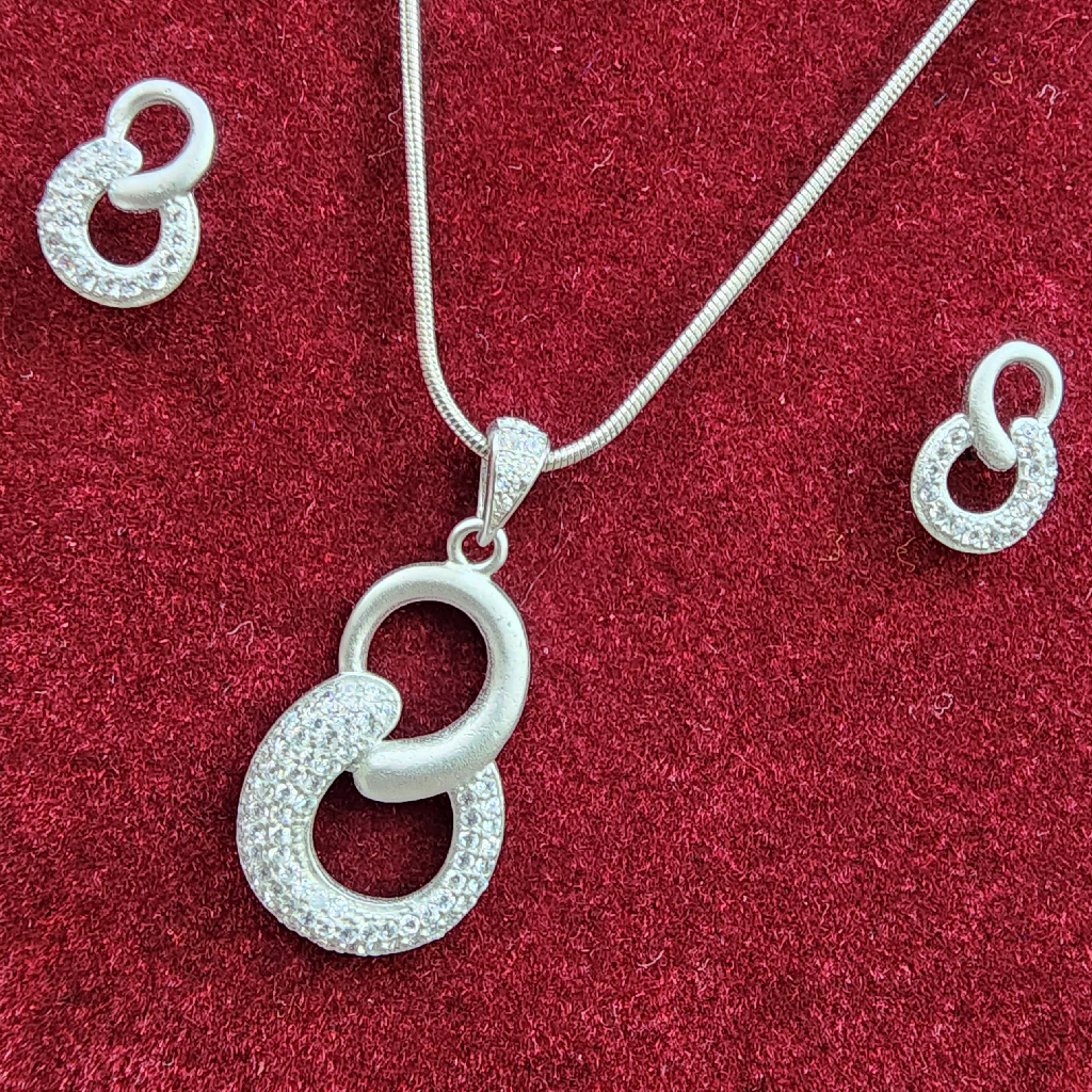925 Sterling Silver Chain Pendant Set