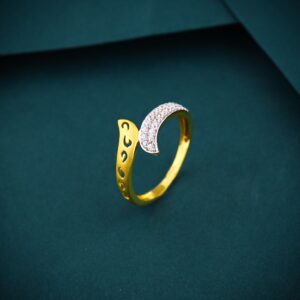 22K Gold Fancy Cutting Work With Premium CZ Diamond Ring For Ladies