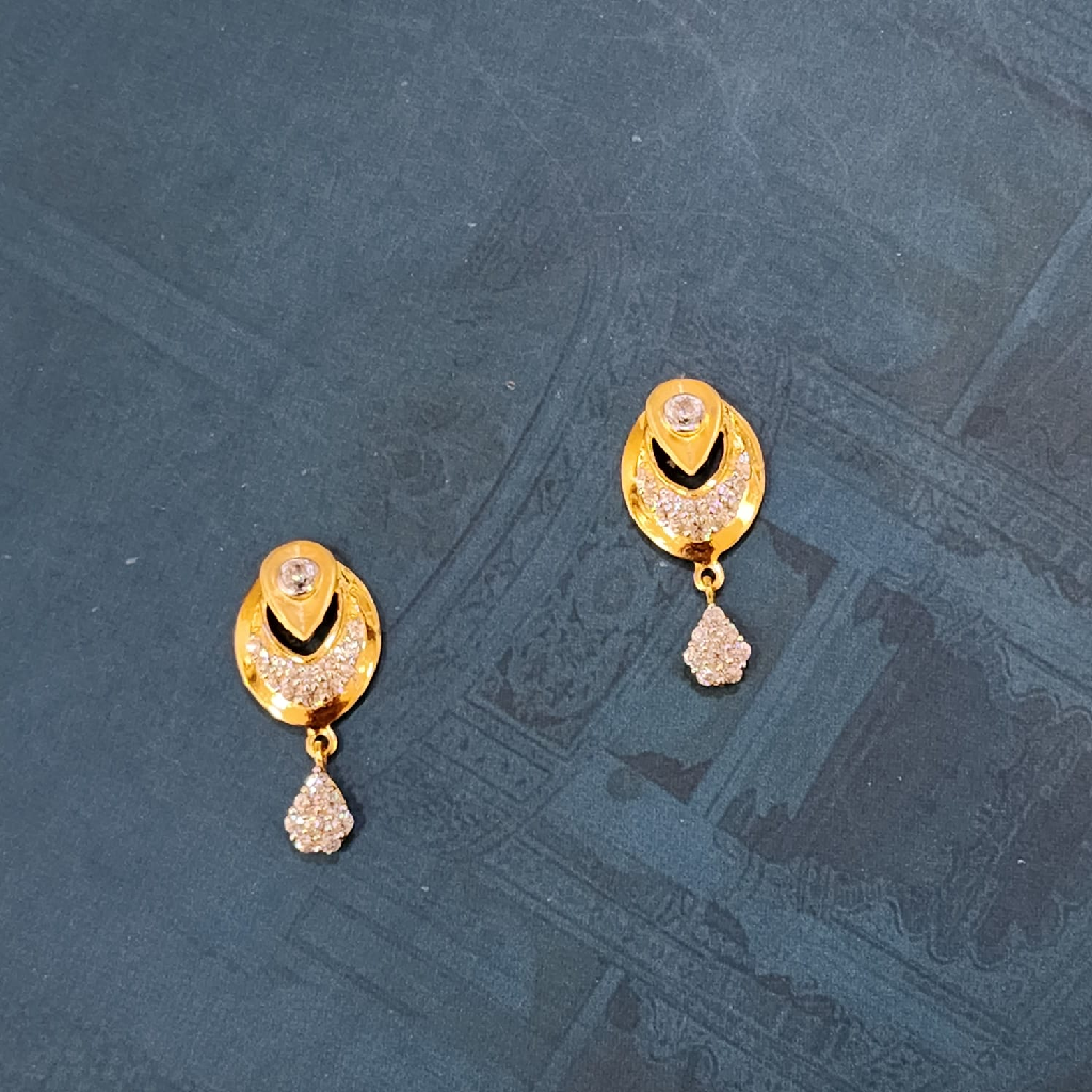 18K Gold Exclusive Hanging Ledies Earrings