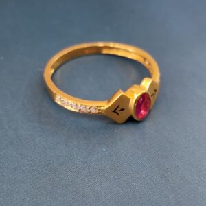 22k 916 gold exclusive stone fancy ladies ring