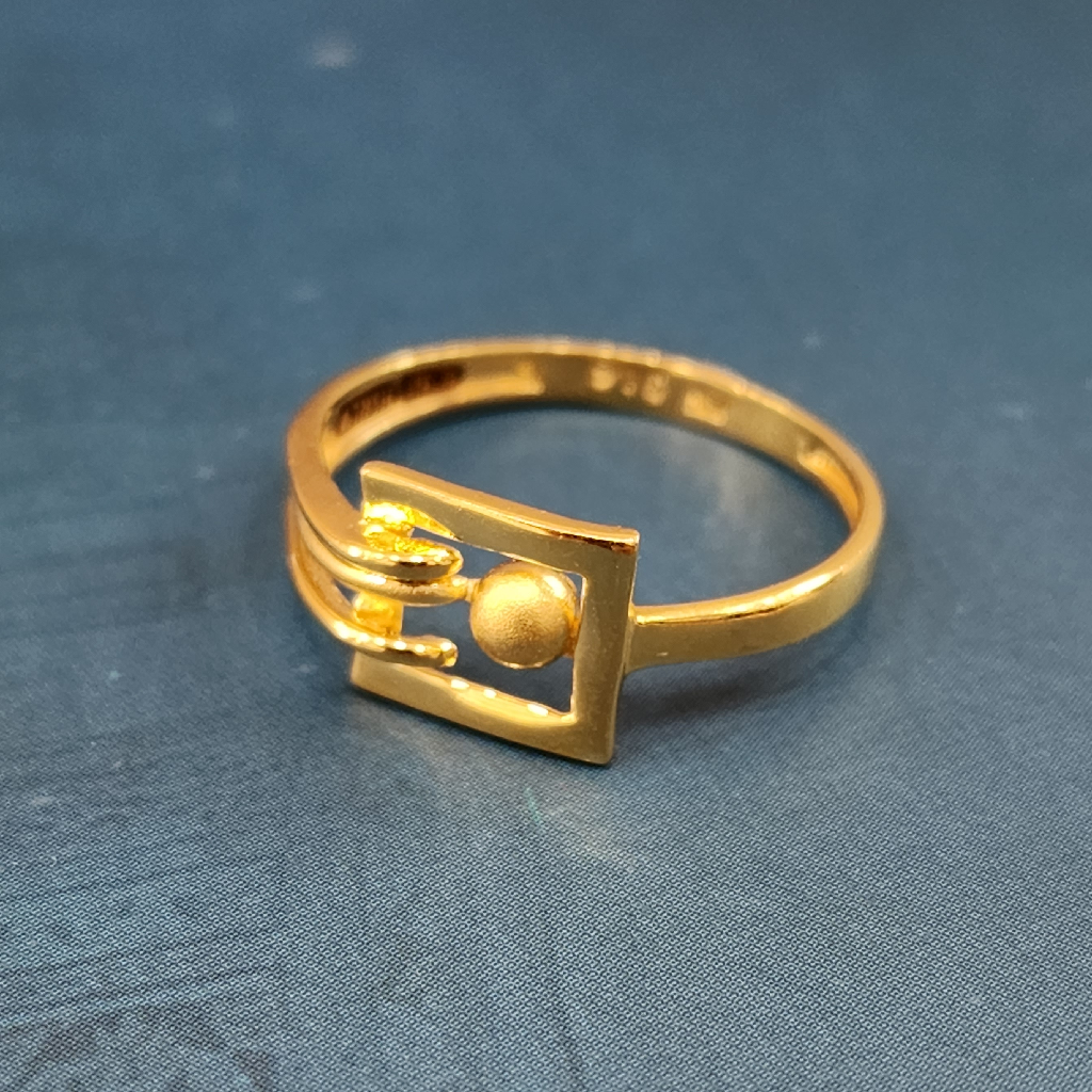 22k gold exclusive plain fancy ladies ring