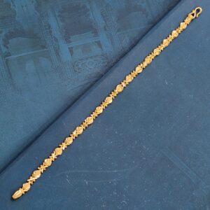 22k gold exclusive modern ladies bracelet