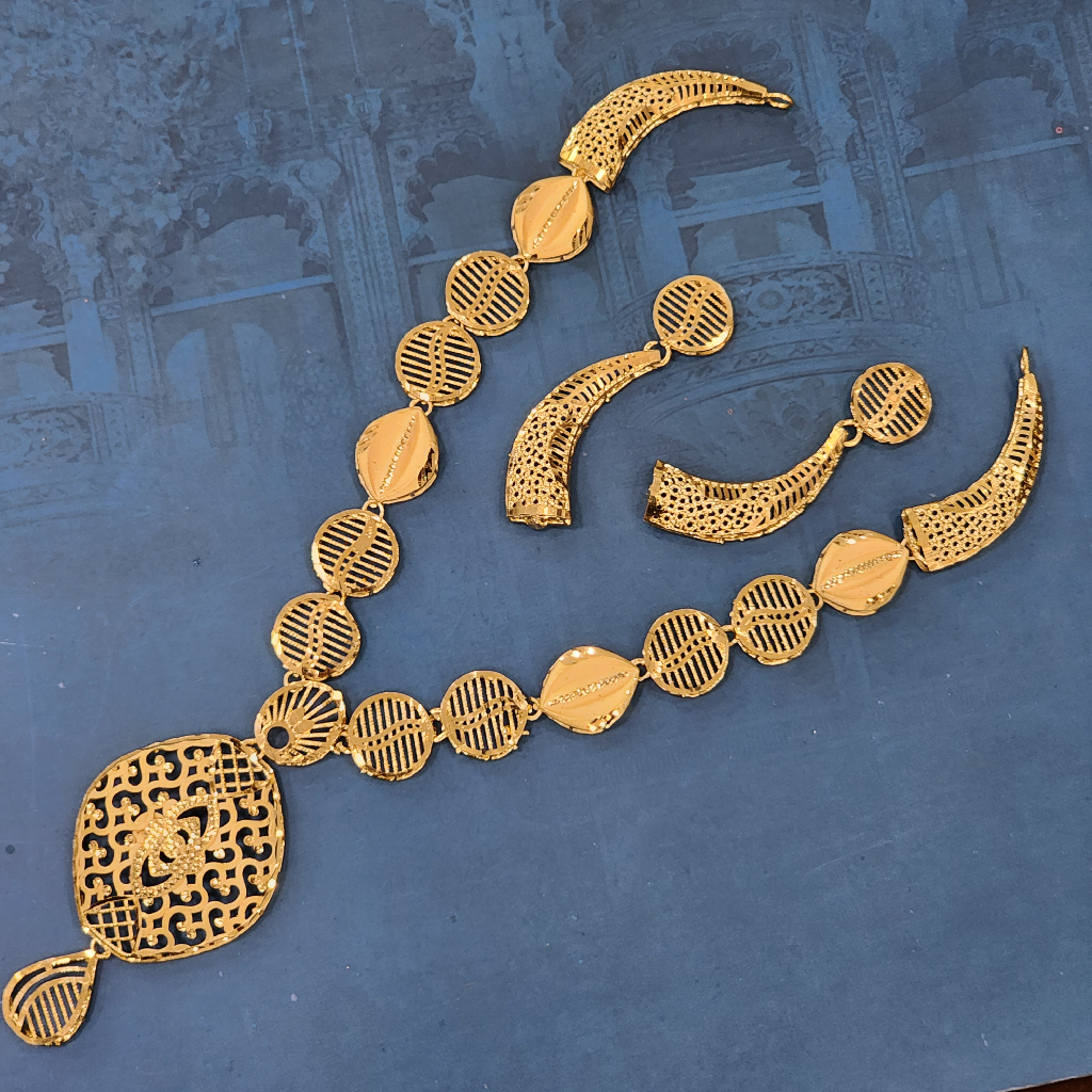 1 Gram Gold Forming Exclusive Necklace Set
