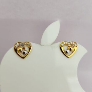 18K Gold Exclusive Heart Shape Earring