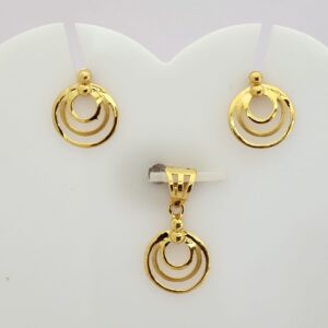 18K Gold Exclusive Round Shape Pendant Set