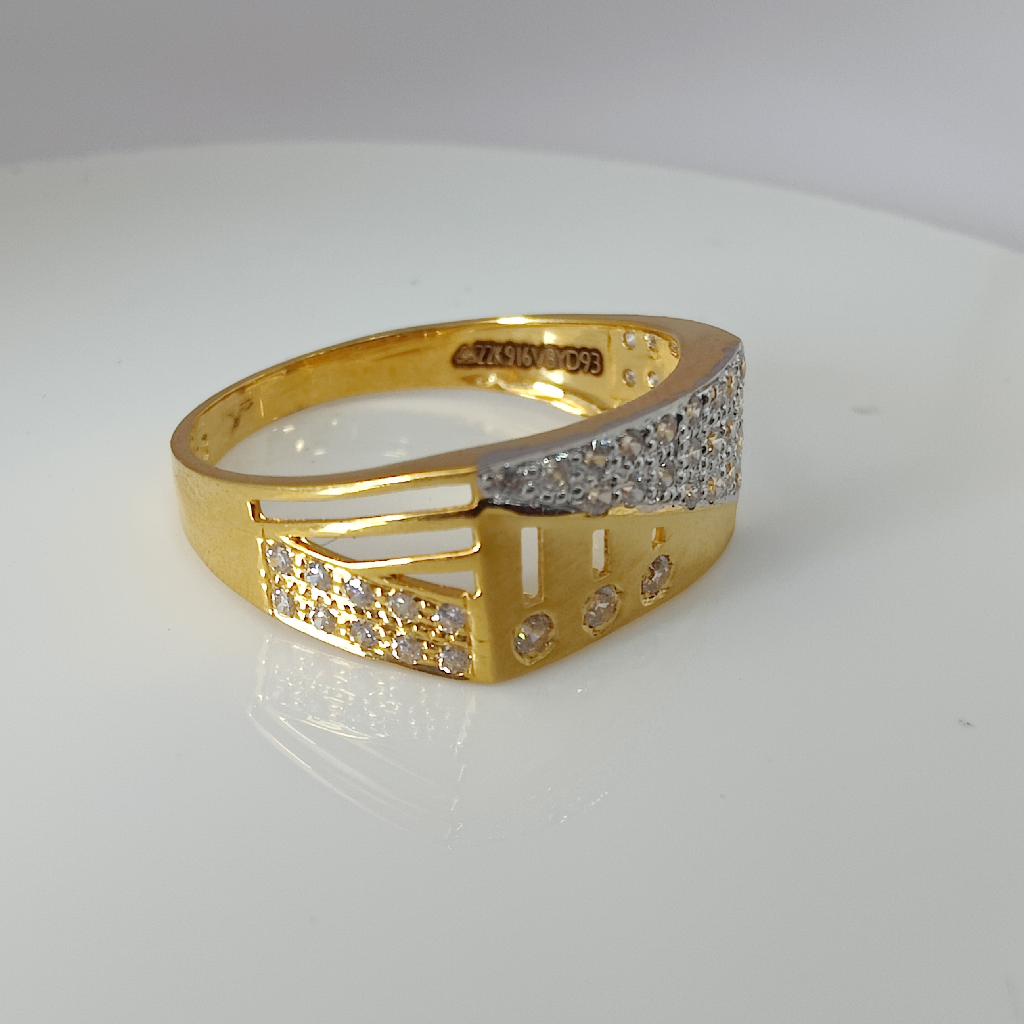 22k Gold Square Diamond Gents Ring