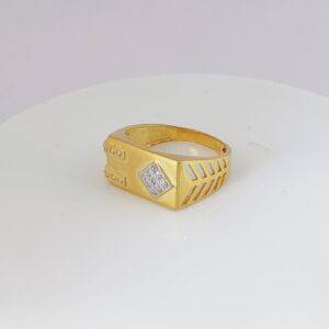 22K Gold Diamond Gents Ring