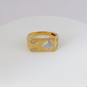 22K Gold Diamond Gents Ring