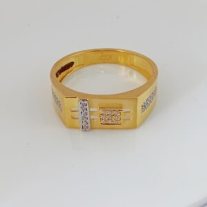 22k Gold Diamond Square Gents Ring