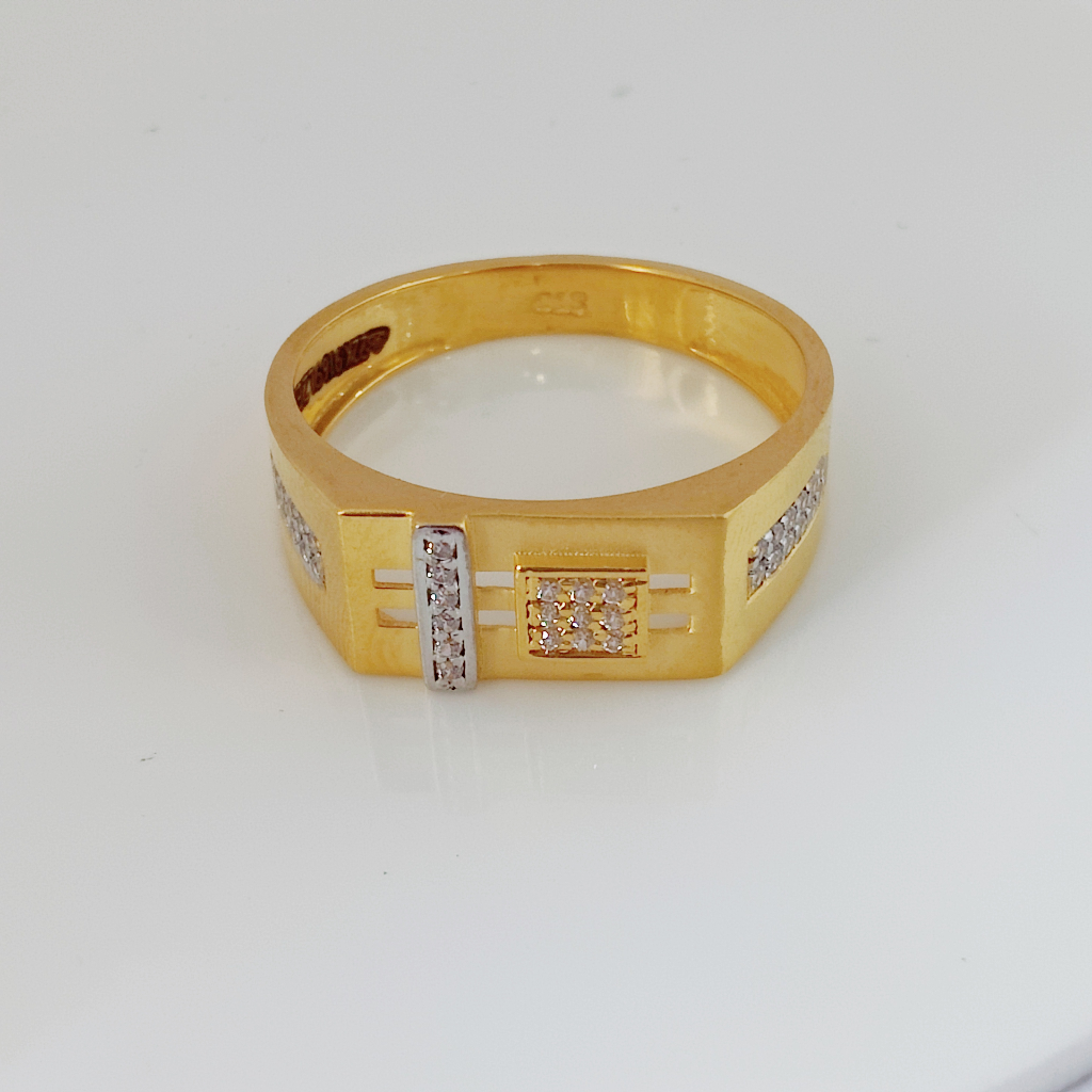 22k Gold Diamond Square Gents Ring