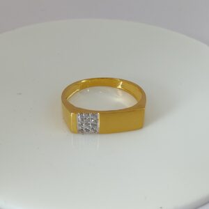 22k Gold Gents Diamond Ring