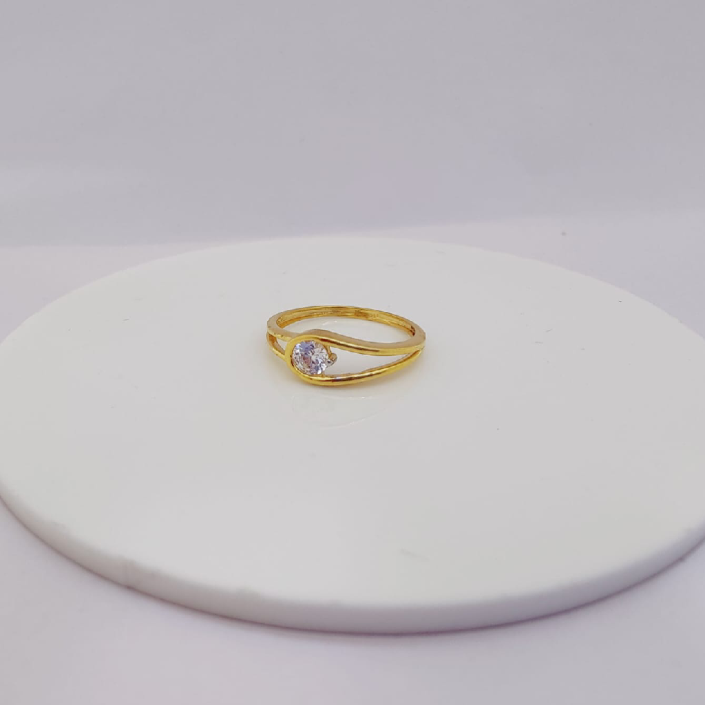 22k Gold Exclusive Stone Engagement Ring