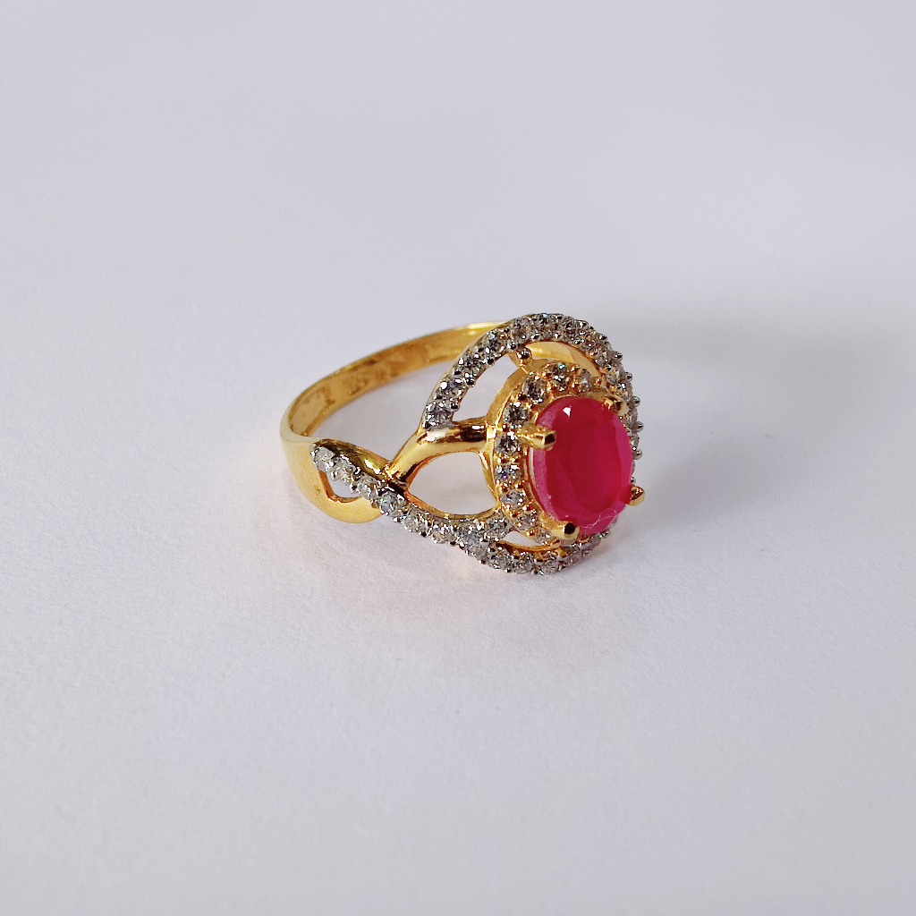 22k Gold Colour Stone Sitting Ledies Ring
