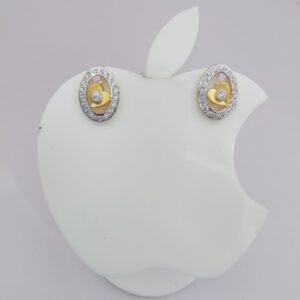 22k Gold Exclusive Round Shape Heart Design Earring