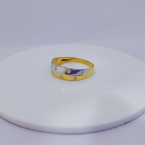 22k Gold Exclusive Round Shape Ring