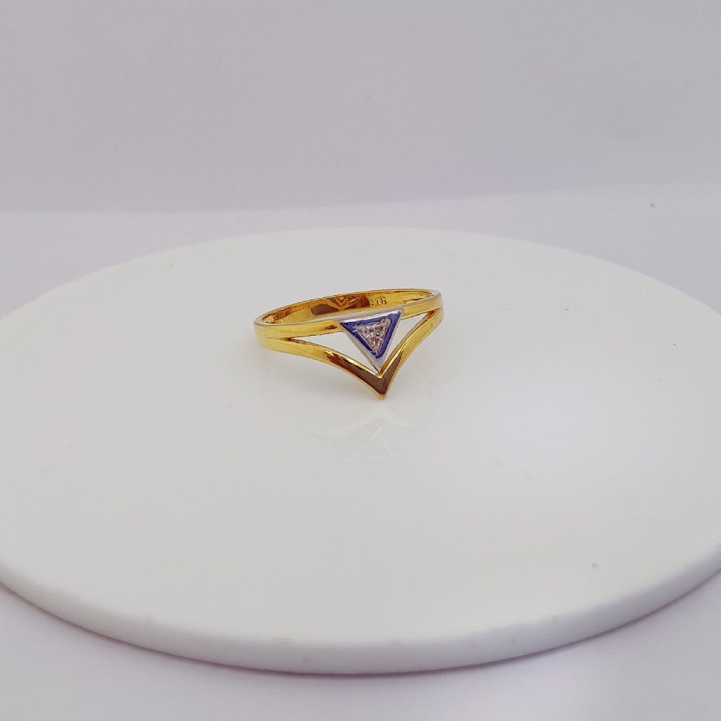 22k gold exclusive triangle ladies ring