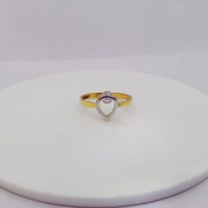 22k Gold Exclusive Ovel Shape Stone Ring