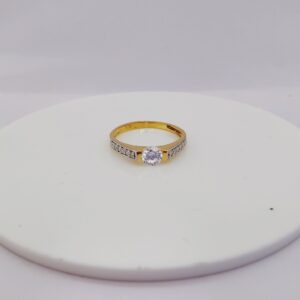 22k Gold Exclusive Stone Engagement Ring