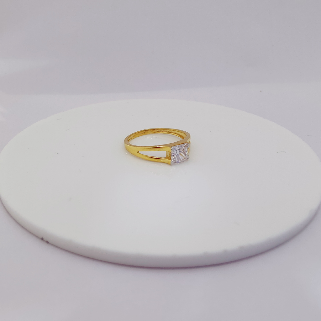22k Gold Exclusive Square Shape Stone Ring