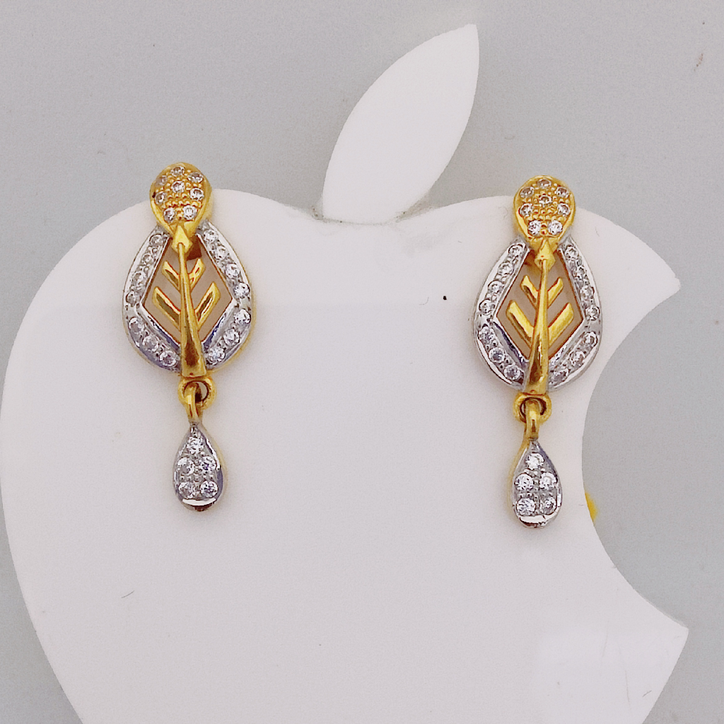 22k Gold Exclusive Leaf Design Ledies Earring