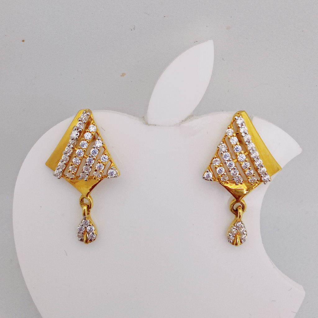 22k Gold Exclusive Mate Finish Earring