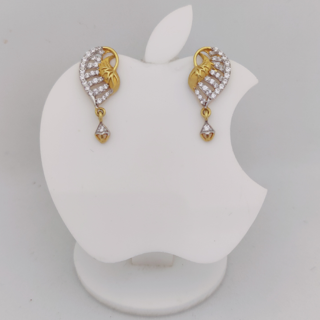 22k Gold Exclusive Hanging Stone Earring