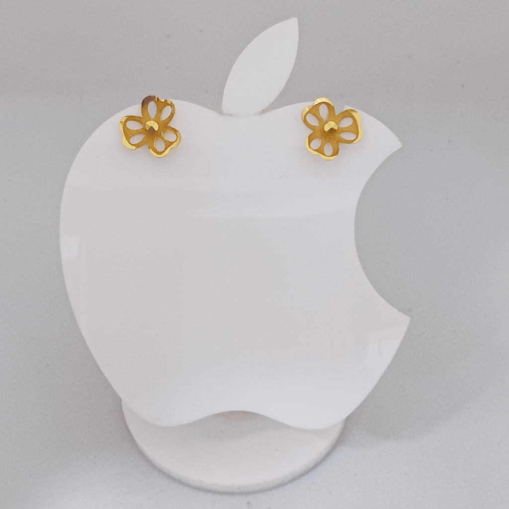 22k Gold Exclusive Flower Design Earring