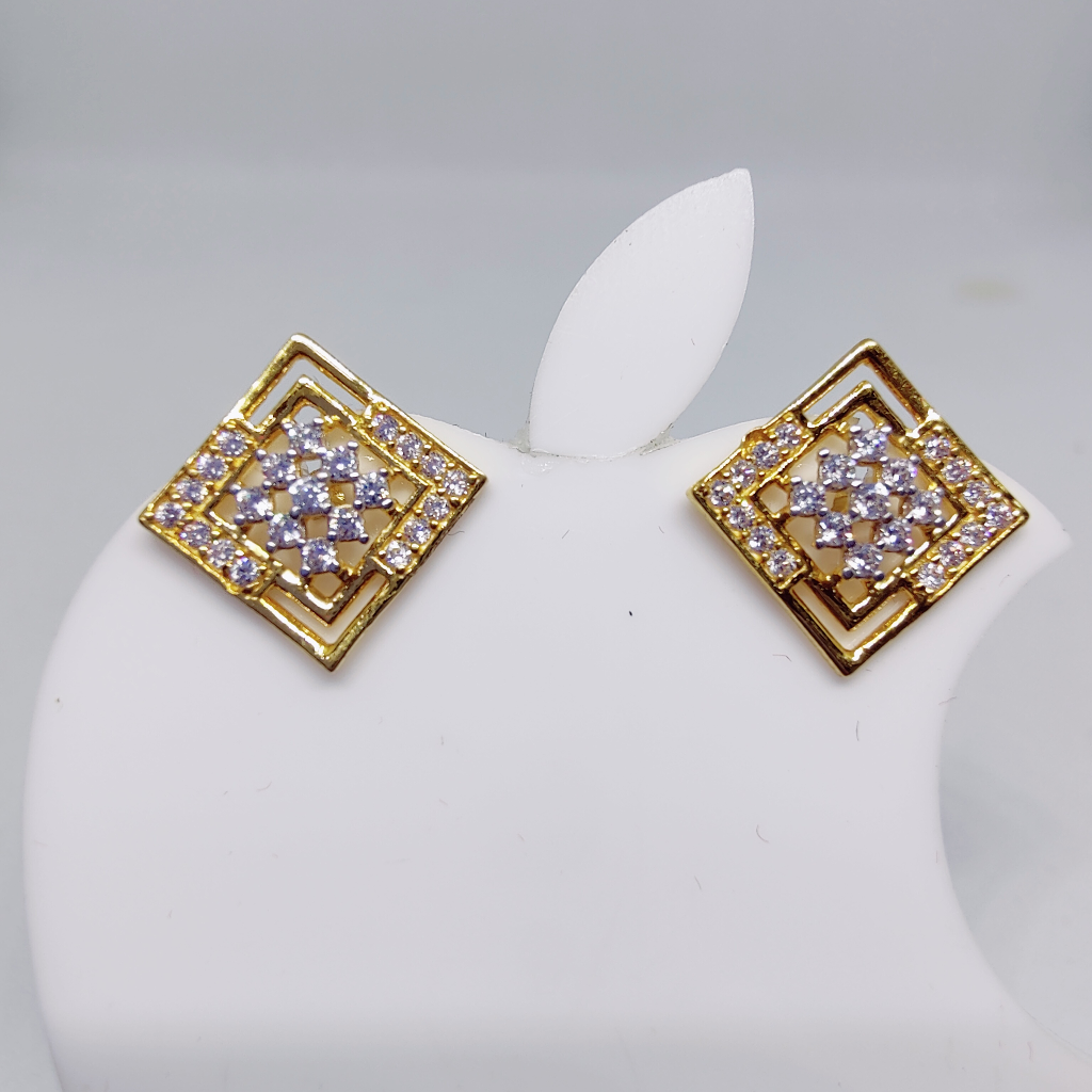 22k Gold Exclusive Square Shape Ladies Earring - Image 2