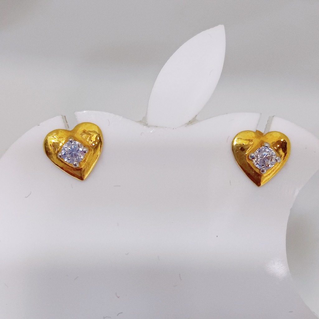 18k gold exclusive heart shape ladies earring - Image 2