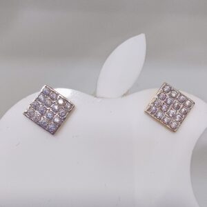 18k Gold Exclusive stone ladies earring