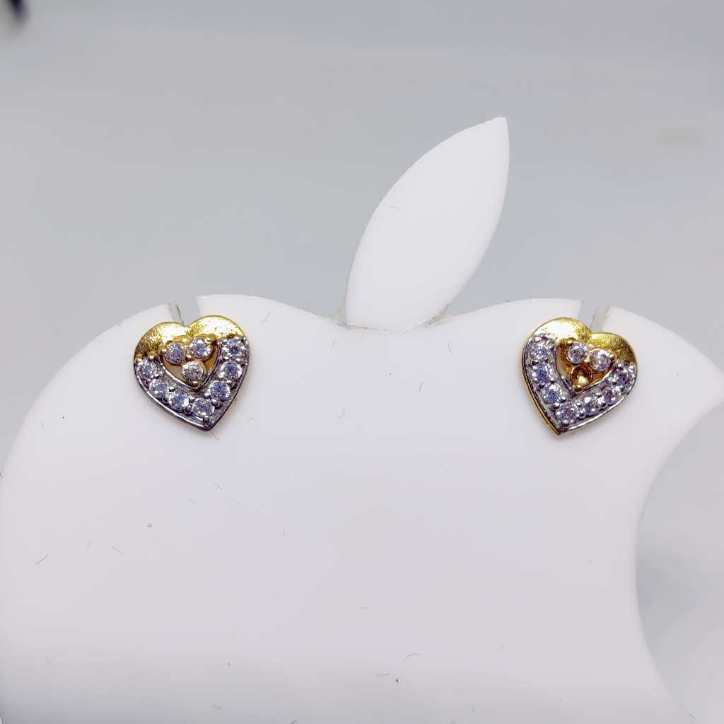 18k gold exclusive heart shape ladies earring