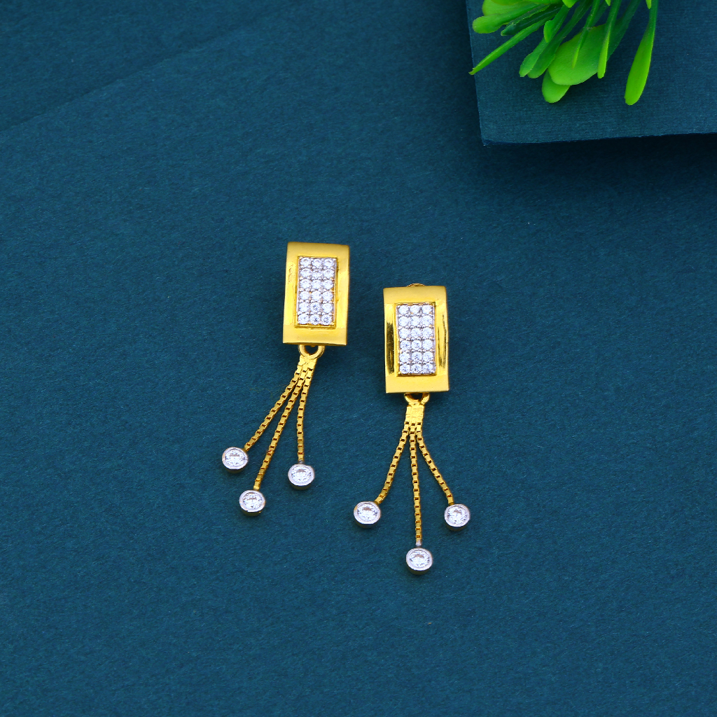 22K Gold Diamond Square Piece Dokiya