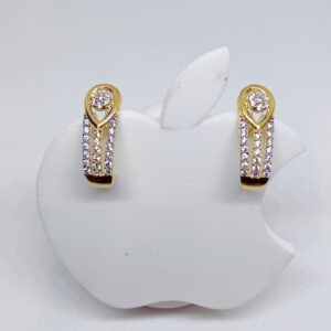 18k gold exclusive diamond ladies earring