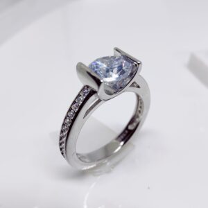 92.5 sterling silver exclusive diamond ladies ring