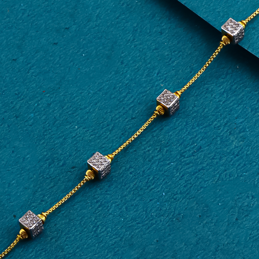 22K Gold Fancy Round Ball Ledies Design