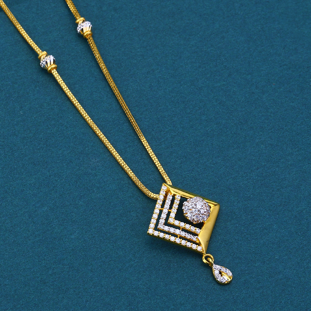 22K Gold Square Diamond Fancy Dokiya Set