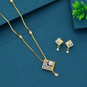 22K Gold Square Diamond Fancy Dokiya Set