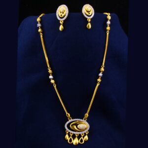 22K Gold Fancy Diamond Dokiya Set