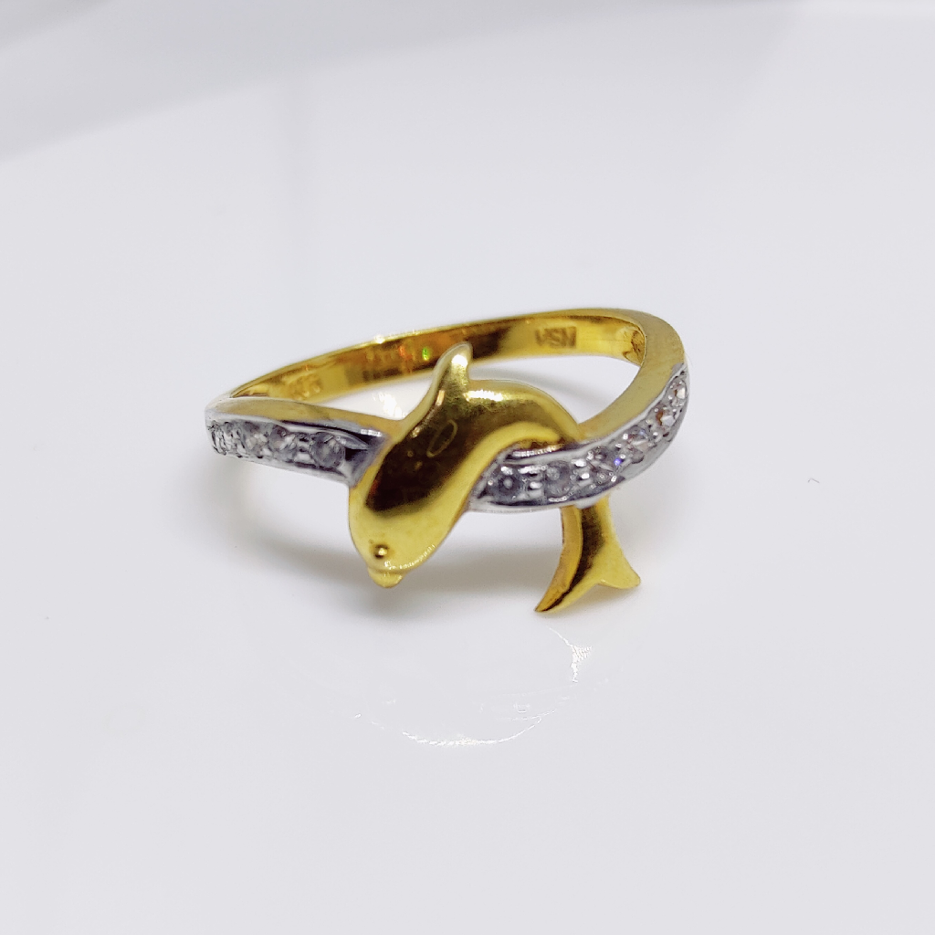 22K Gold Fish Design Diamond Ladies Ring - Image 2