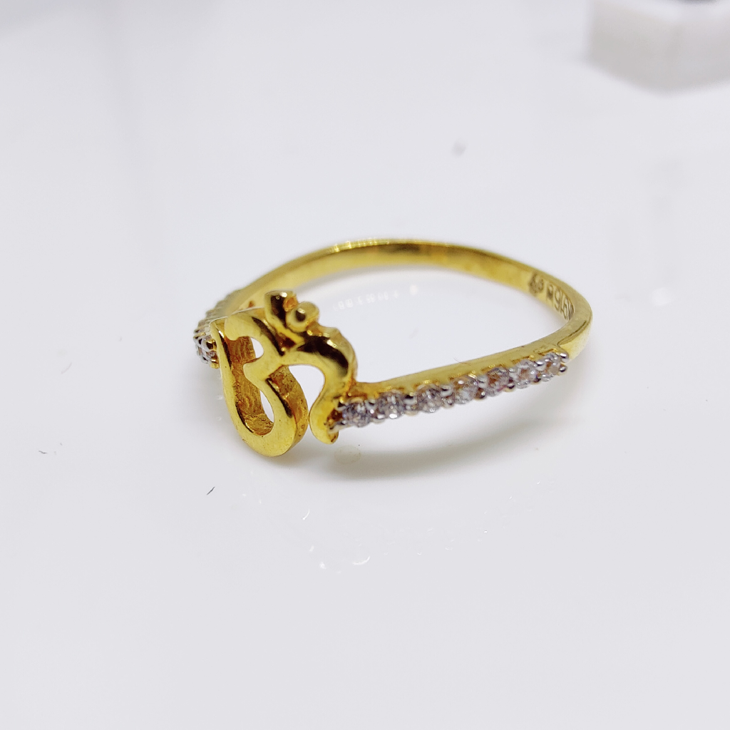 22K Gold Om Diamond Ladies Ring