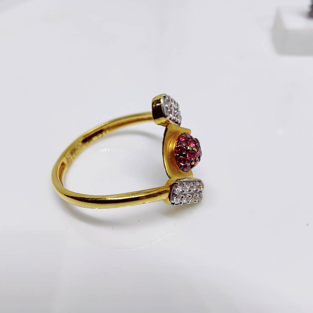 916 Gold Cross Design Diamond Ladies Ring