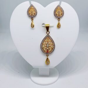 20k gold Contemporary design exclusive pendant set