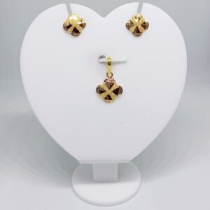 18k gold Trendy flower design pendant set