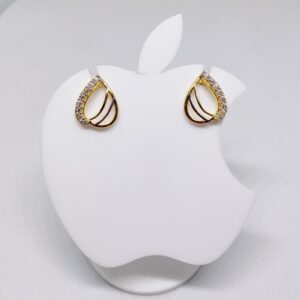 18k gold classy diamond earrings